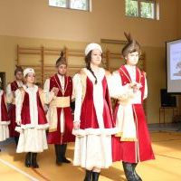 Szkolny zesp&oacute;ł Miechowianie uświetnił święto miechowskiego Ekonomika