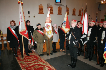 Msza św. w kościele św. Barbary na miechowskim cmentarzu