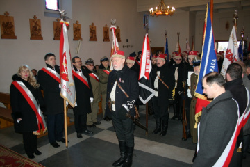 Uczestnicy mszy w kościele św. Barbary