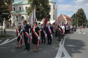 Poczet sztandarowy powiatu