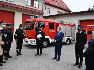 Przekazanie pojazdu bojowego dla OSP Nieszków