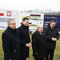 Samorządowcy Małopolski i Powiatu Miechowskiego zainaugurowali budowę sali gimnastycznej w Zagorzycach