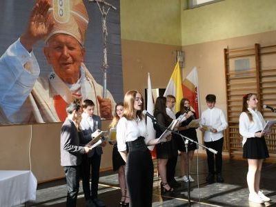 Święto Patrona i Dzień Edukacji Narodowej 2022 w Zespole Szkół Nr 2 w Miechowie