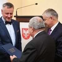 Marek Pycia z Zespołu Szkół Nr 2 uhonorowany Nagrodą Małopolskiego Kuratora Oświaty