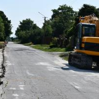 Trwają prace przy przebudowie drogi powiatowej w Przybysławicach (gmina Kozłów)