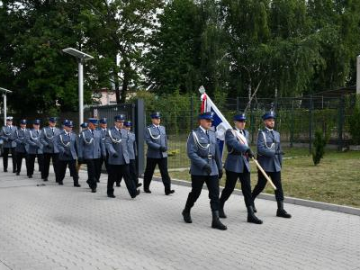 Święto Policji Miechów 2019 - przemarsz pododdziałów z pocztem sztandarowym