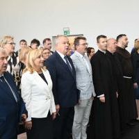 Hymn państwowy na otwarcie sali w Zagorzycach