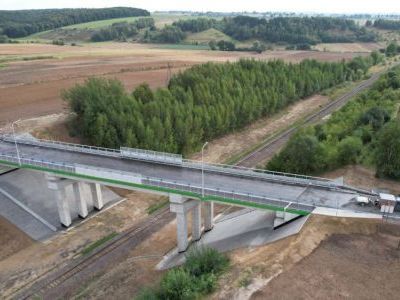 Wiadukt w Uniejowie Rędziny nad linią LHS