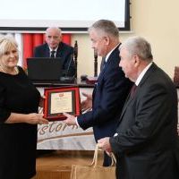 Podziękowania dla Reginy Siudak - radnej Rady Powiatu Miechowskiego kadencji 2018-2024