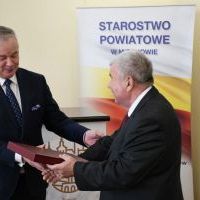 Podziękowania dla Krzysztofa Świerczka - przewodniczącego Rady Powiatu Miechowskiego kadencji 2018-2024