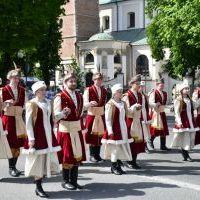 Miechowskie Święto Uchwalenia Konstytucji 3 Maja - polonez w wykonaniu uczniów ZS Nr 1 w Miechowie