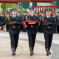 Powiatowy Dzień Strażaka w Miechowie - poczet flagowy