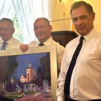 Wojewoda Małopolski otrzymał pamiątkowy obraz związany z ziemią miechowską